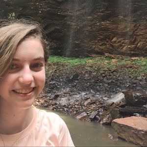 Meet your Posher, Melanie